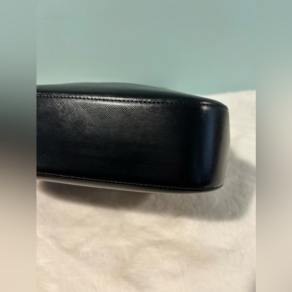 Burberry shoulder bag in nova checked plaid & black leather. Authentic pre-owned - Picture 7 of 9